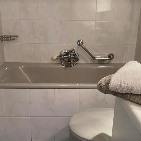 Apartment In With Wifi